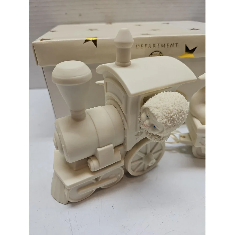 Snowbabies I THINK I CAN 2 Pc Train FRIENDSHIP CLUB EXCLUSIVE Dept 56 Figurine